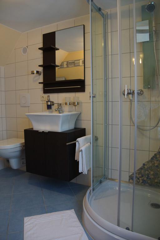 Schusters Lindenhof Hotel เบาท์เซน ภายนอก รูปภาพ